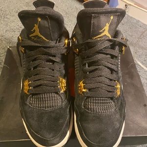 Air Jordan 4 Retro Royalty
